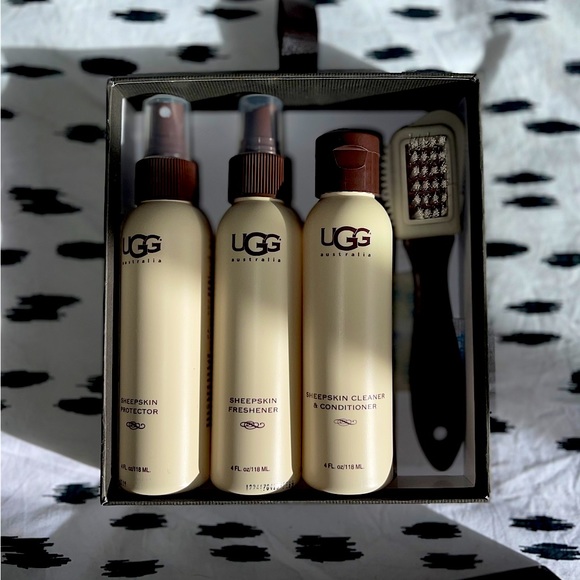 UGG Care Kit - Picture 1 of 3